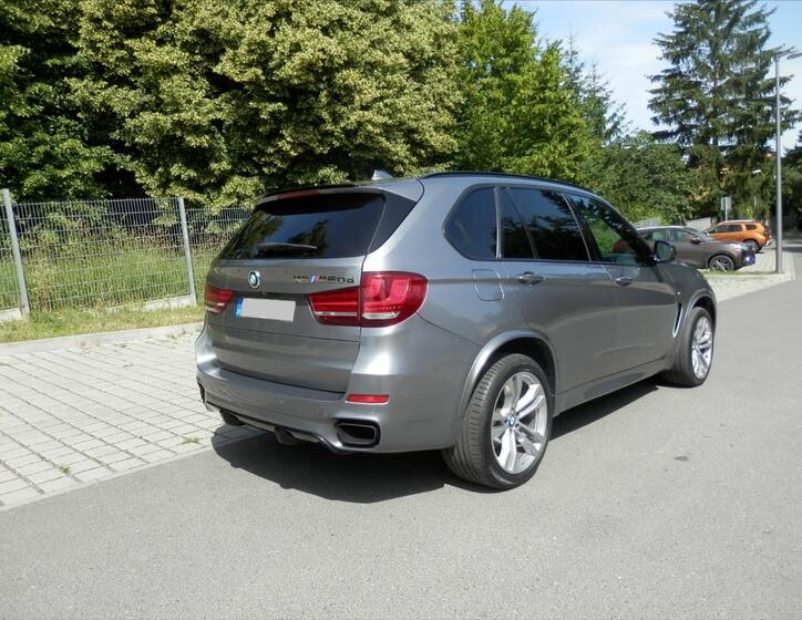 BMW X5 9