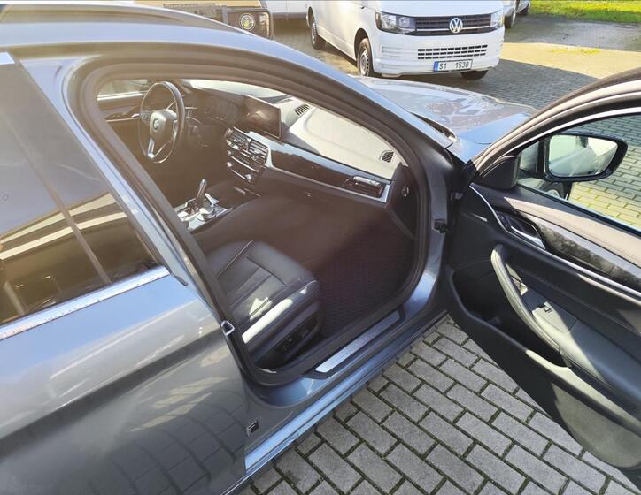 BMW Řada 5 31