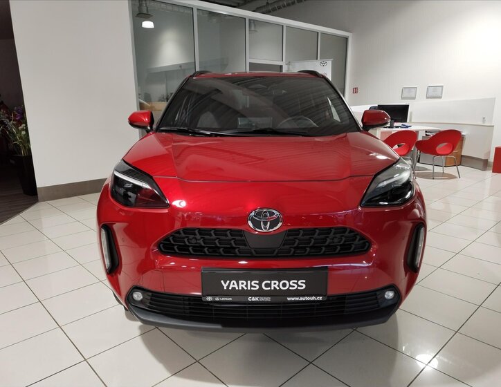 Toyota Yaris Cross SUV 1,5 l 85 kw