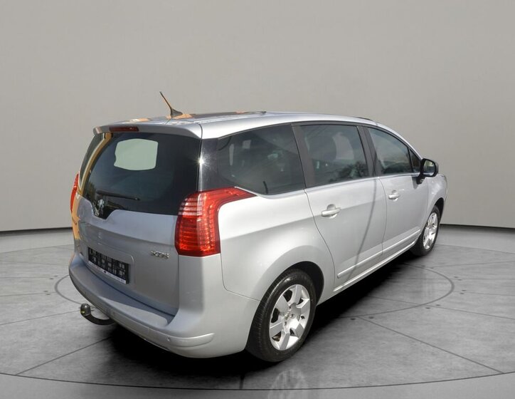 Peugeot 5008 MPV 1,6 l 88 kw