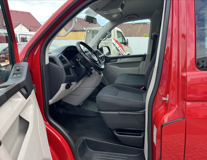 Volkswagen Transporter 16