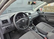 Volkswagen Golf Kombi 2,0 l 77 kw