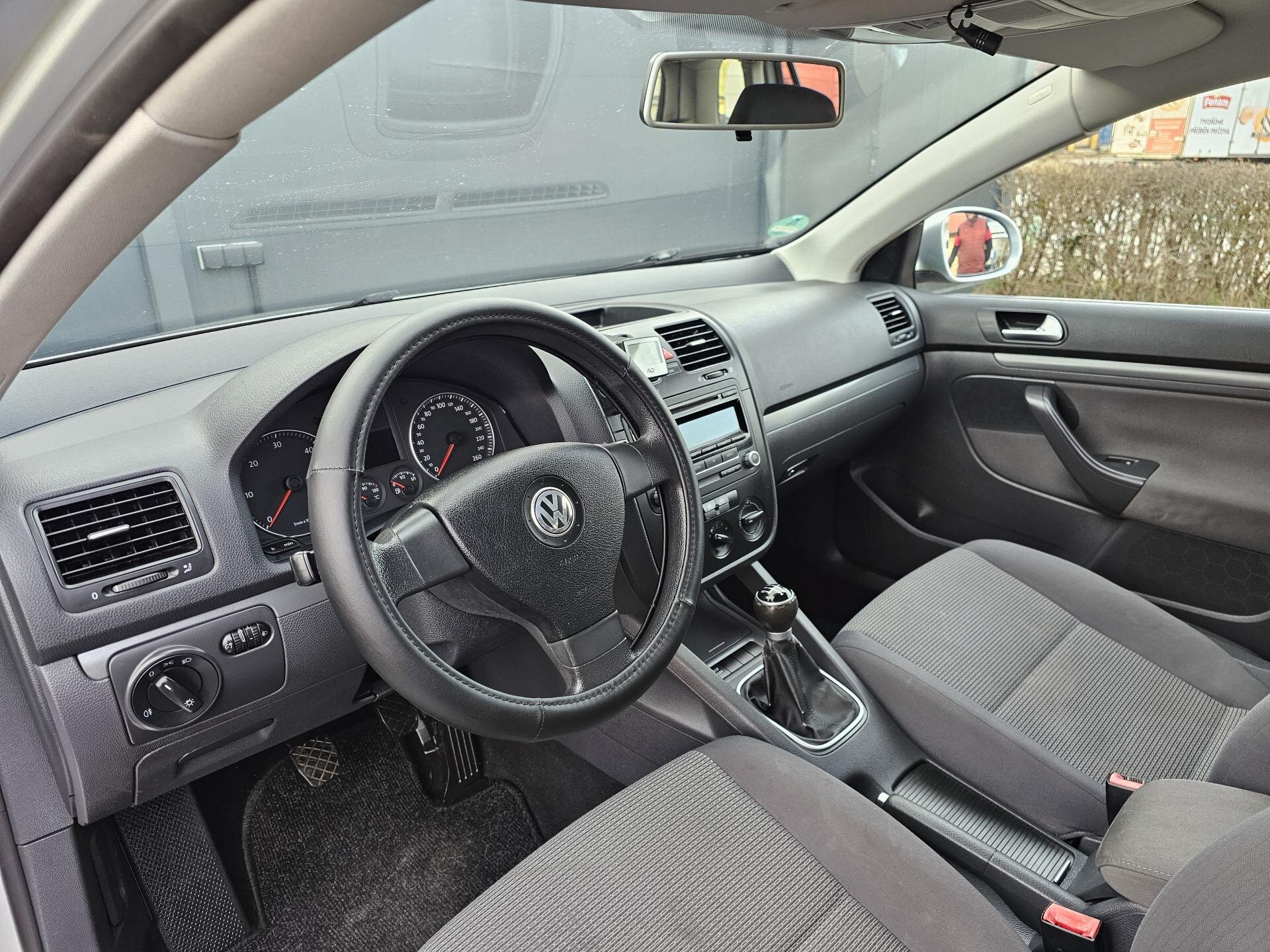 Volkswagen Golf Kombi 2,0 l 77 kw