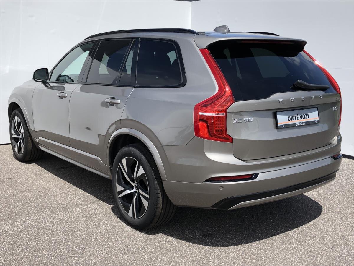 Volvo XC90 SUV / Terénní 2,0 l 173 kw