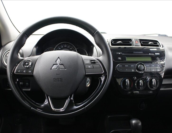 Mitsubishi Space Star Hatchback 1,2 l 59 kw