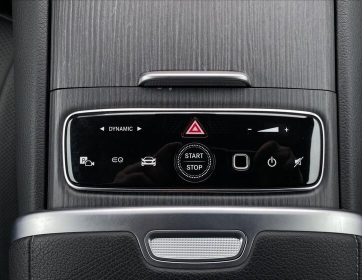 Mercedes-Benz EQE SUV / Terénní 0,0 300 kw