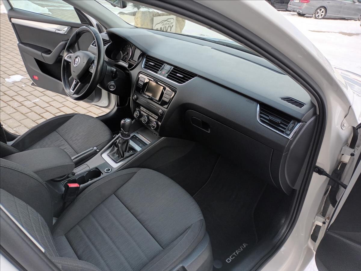 Škoda Octavia Kombi 2,0 l 110 kw