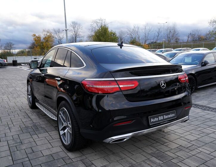 Mercedes-Benz GLE 4