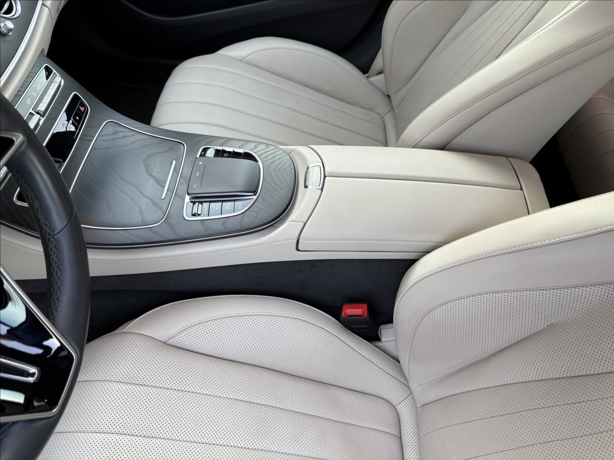 Mercedes-Benz Třídy E