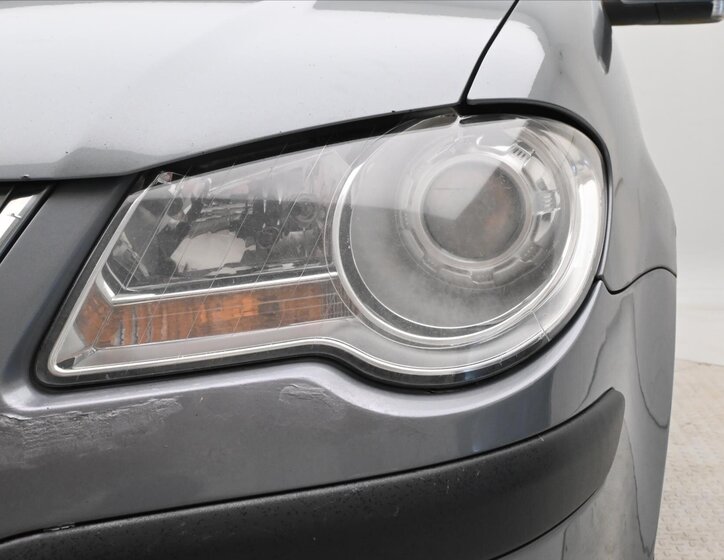 Volkswagen Touran MPV 1,9 l 77 kw