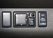 Nissan Pathfinder 20