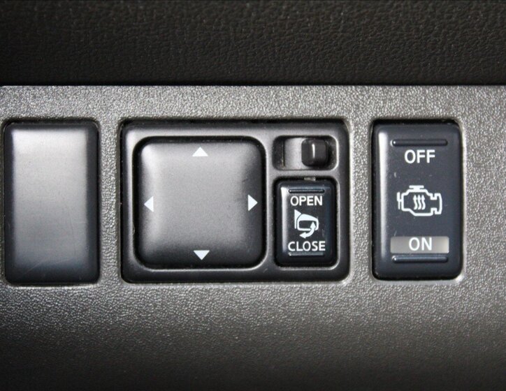 Nissan Pathfinder 20