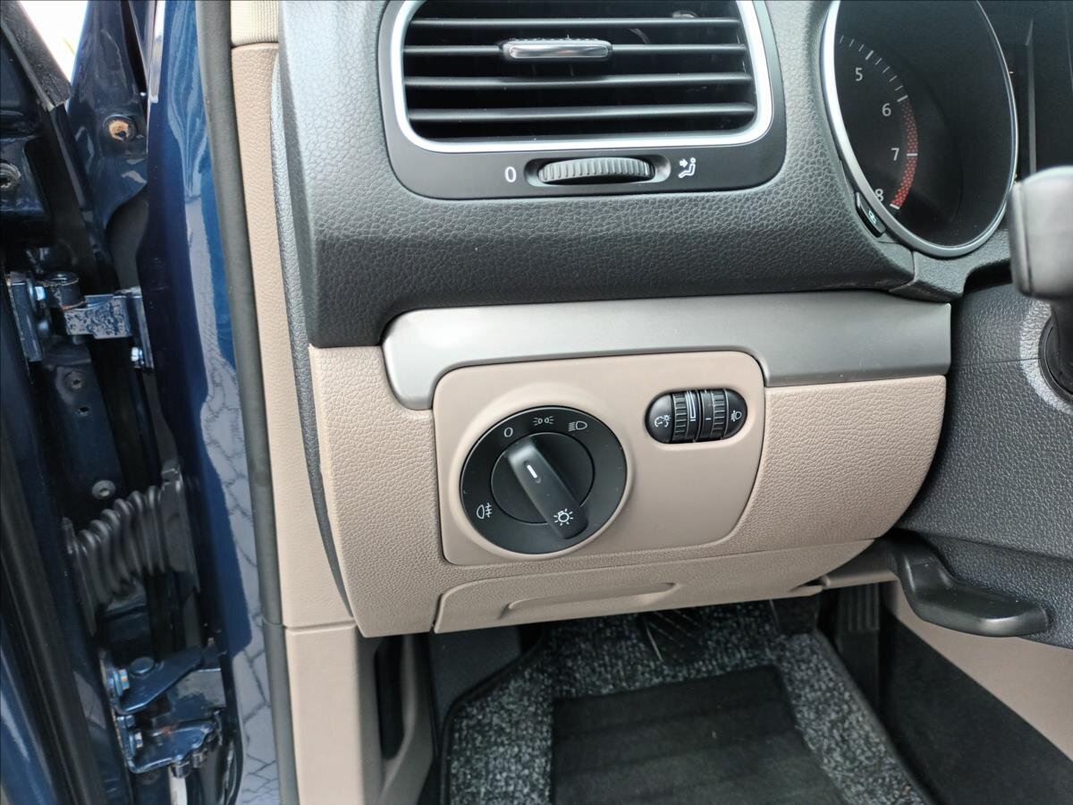 Volkswagen Golf Kombi 1,2 l 63 kw