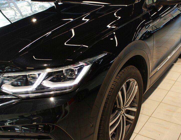 Volkswagen Tiguan SUV 2,0 l 180 kw