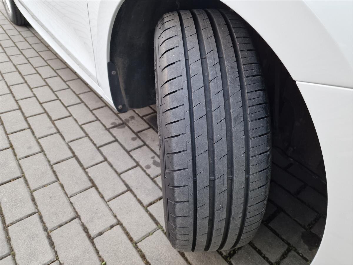 Škoda Octavia Kombi 2,0 l 85 kw