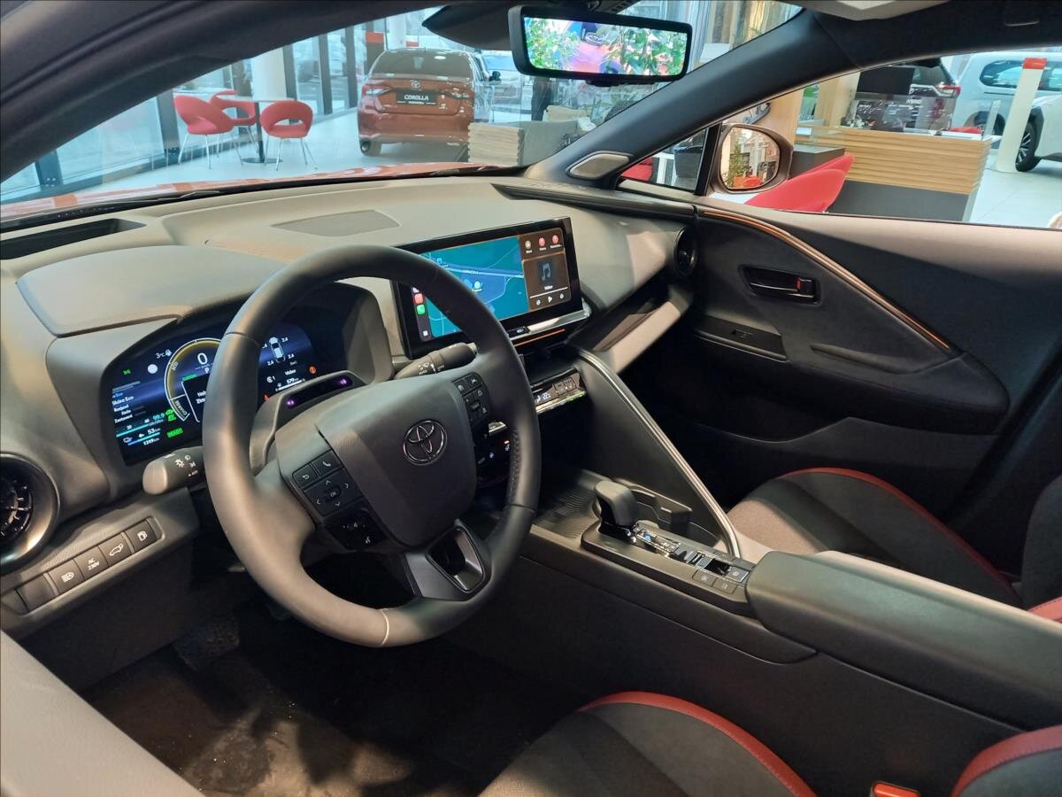 Toyota C-HR Hatchback 2,0 l 112 kw