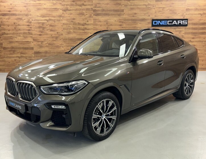 BMW X6 SUV / Terénní 3,0 l 250 kw