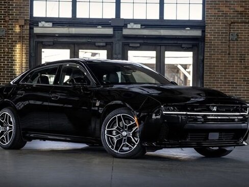 Dodge Charger Sedan 3,0 l 404 kw
