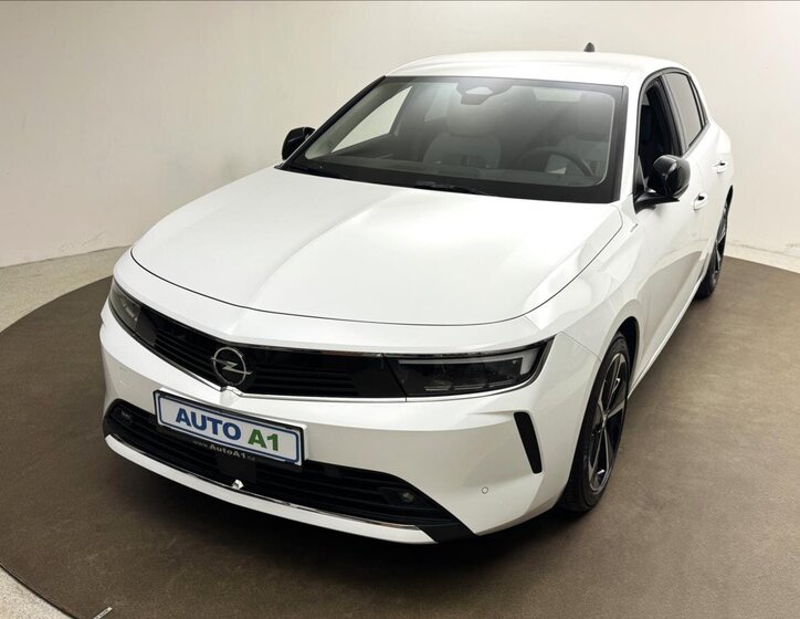 Opel Astra Hatchback 1,2 l 96 kw