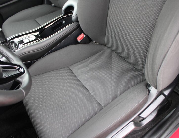 Honda HR-V SUV / Terénní 1,5 l 96 kw