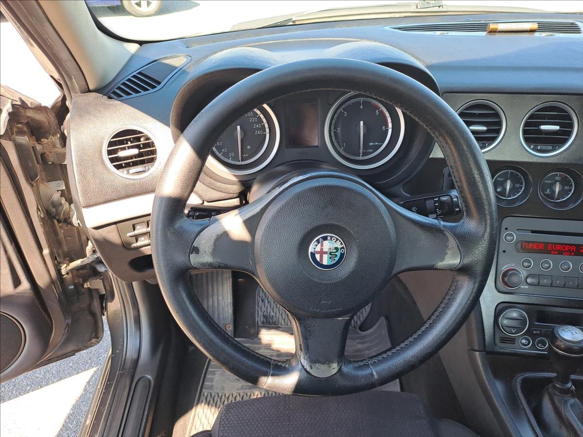 Alfa Romeo 159 Sedan / Limuzína 1,9 l 110 kw