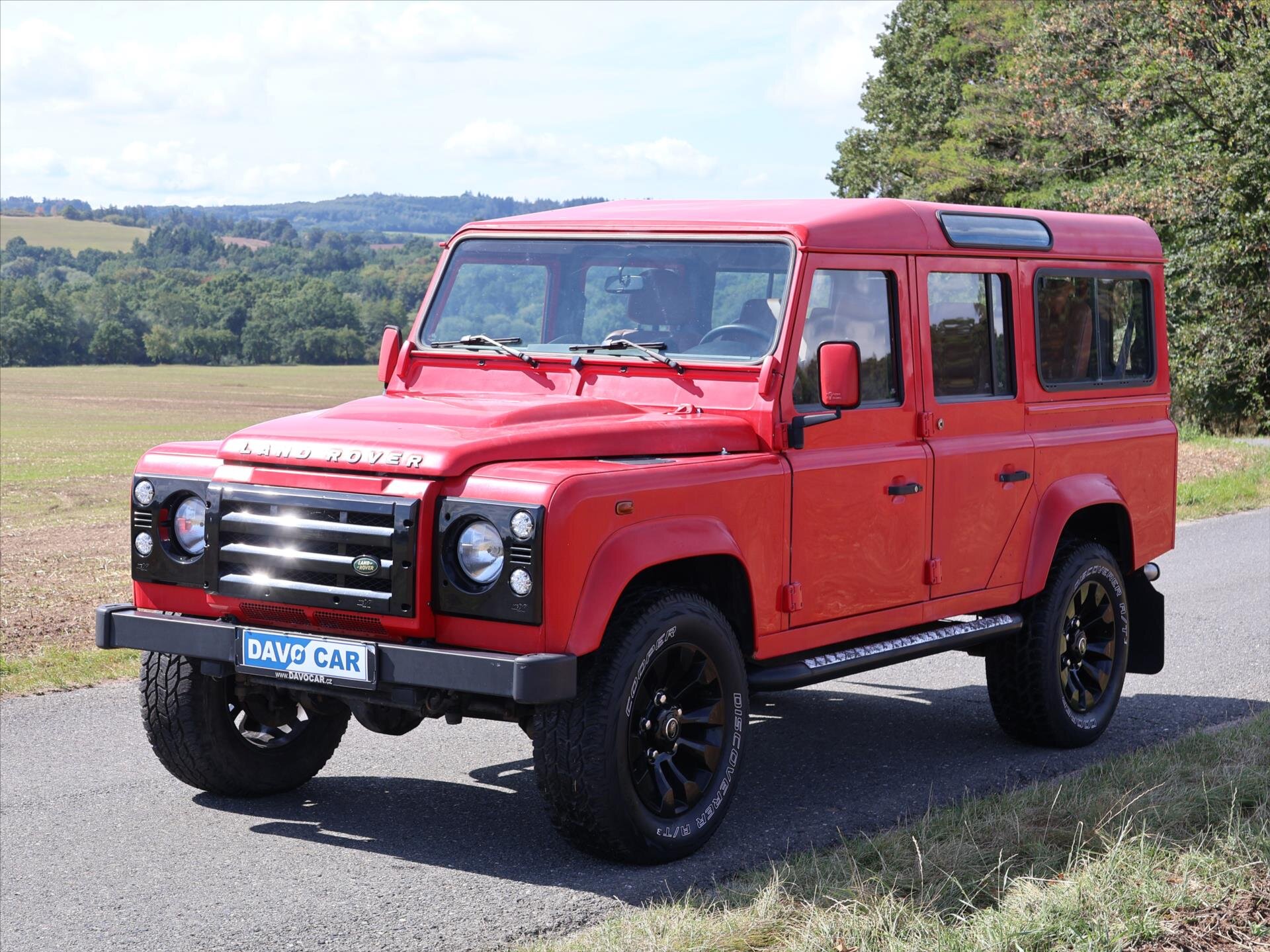 Land Rover Defender SUV 2,4 l 90 kw