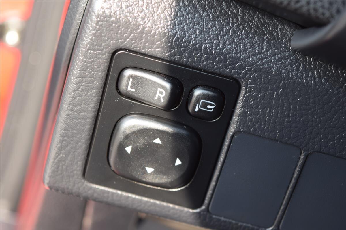 Toyota Auris Kombi 1,2 l 85 kw