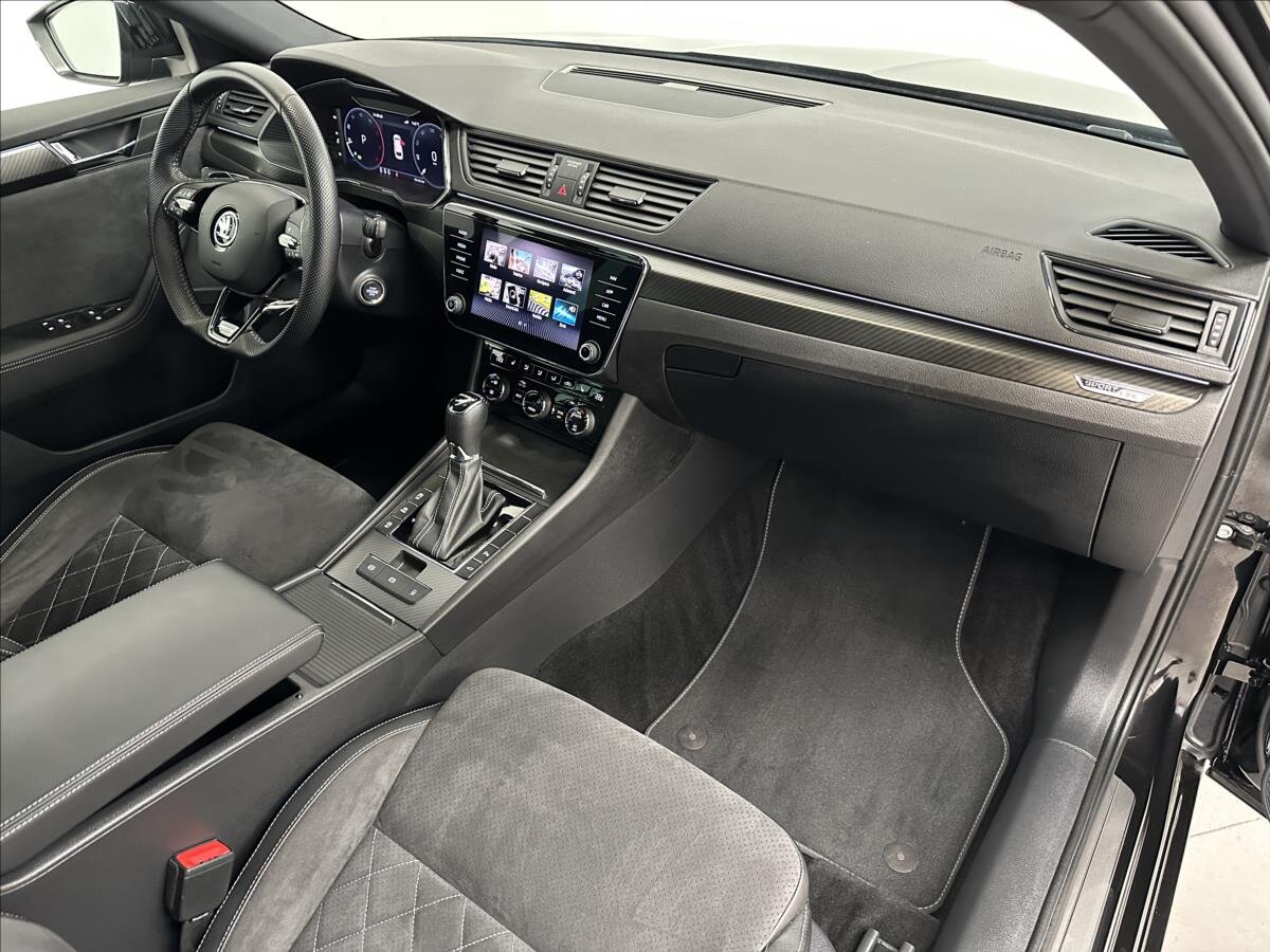Škoda Superb Kombi 2,0 l 147 kw