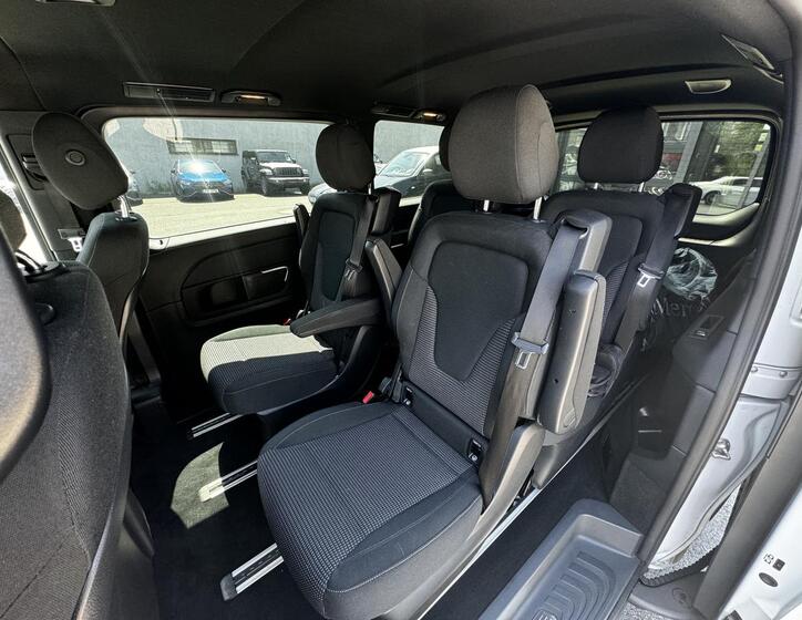 Mercedes-Benz Třídy V 12