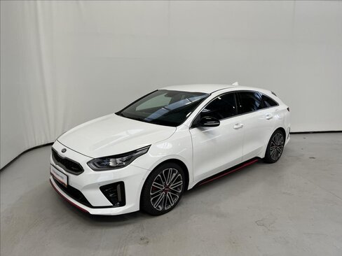KIA ProCeed Kombi 1,6 l 150 kw