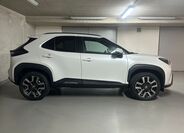 Toyota Yaris Cross 4