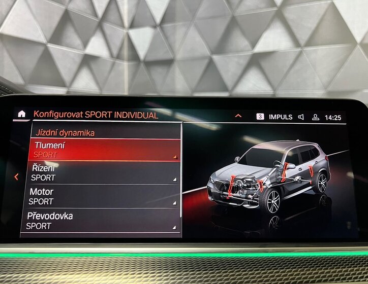 BMW X5 SUV / Terénní 4,4 l 457 kw