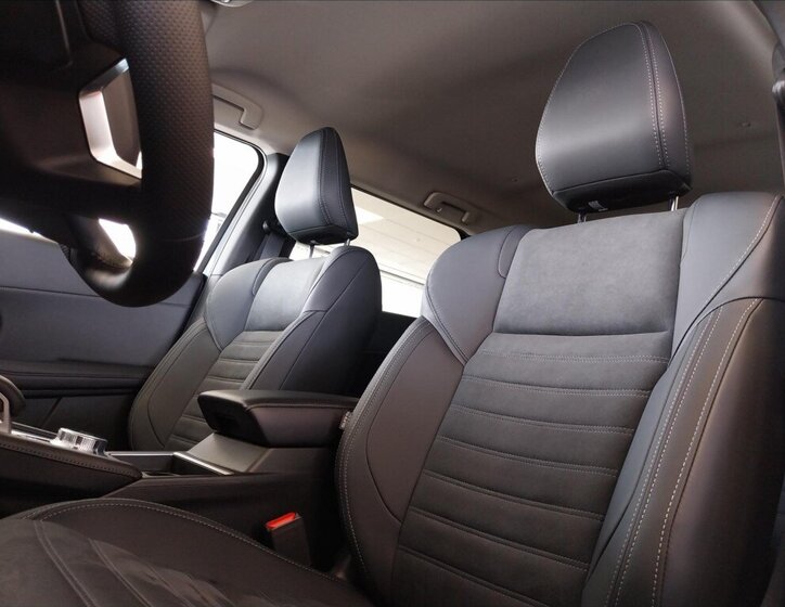 Mitsubishi Outlander 6