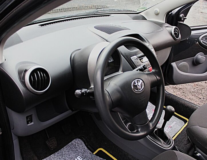 Toyota Aygo Hatchback 998,0 50 kw
