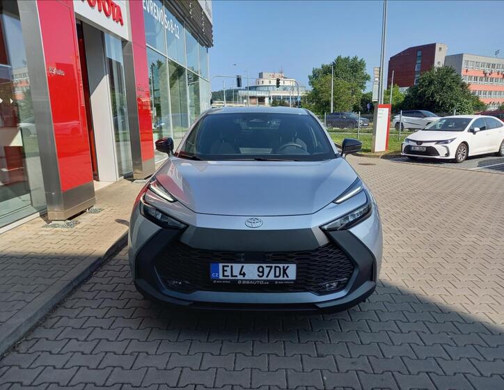 Toyota C-HR 2
