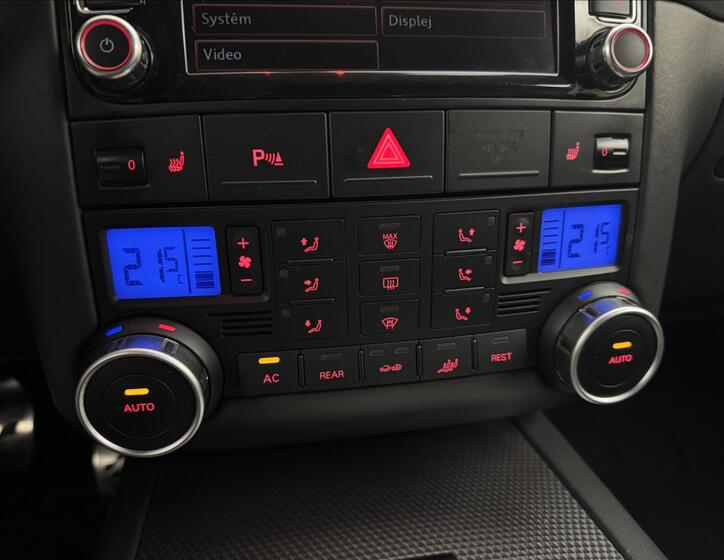 Volkswagen Touareg 18