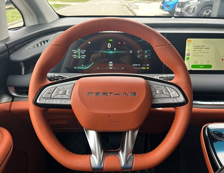 Dongfeng Ostatní MPV 1,5 l 255 kw