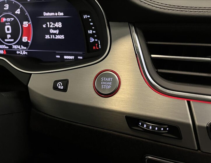 Audi SQ7 SUV / Terénní 4,0 l 320 kw