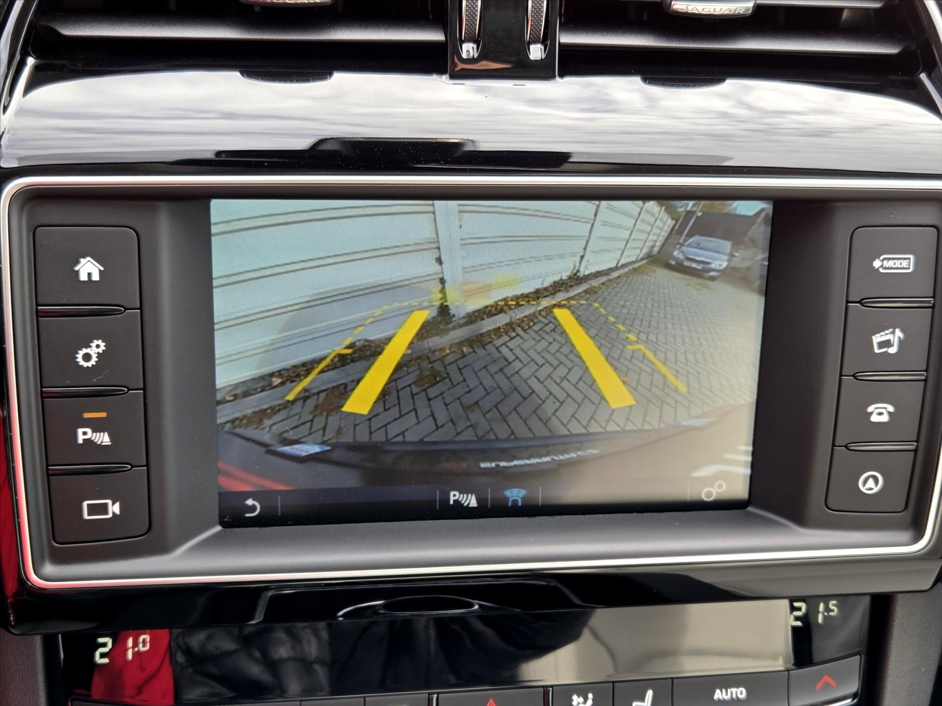 Jaguar F-Pace SUV 3,0 l 221 kw