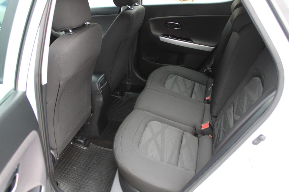 KIA Ceed Hatchback 1,4 l 73 kw