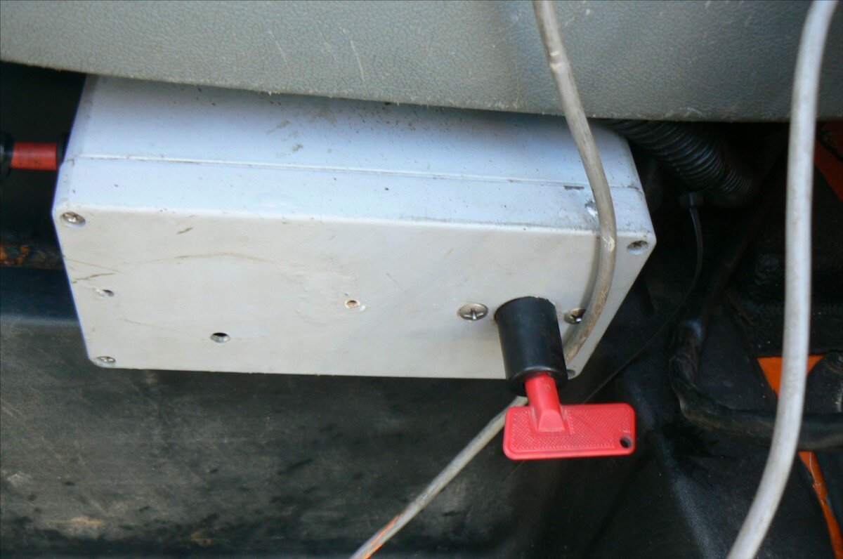 Ford Transit Sklápěč 2,4 l 85 kw