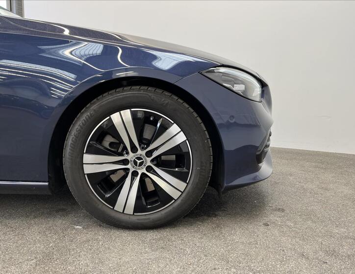 Mercedes-Benz Třídy C 22