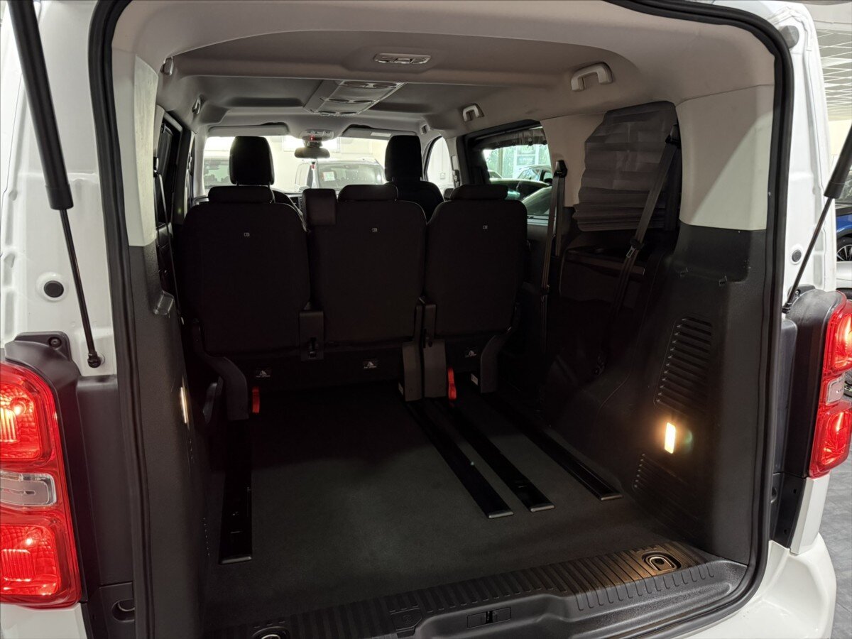 Citroën SpaceTourer Kombi 2,0 l 130 kw