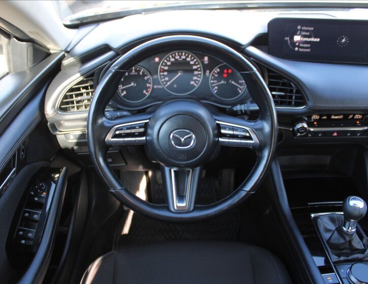 Mazda 3 Sedan / Limuzína 2,0 l 110 kw