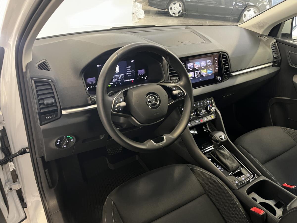 Škoda Karoq SUV / Terénní 1,5 l 110 kw