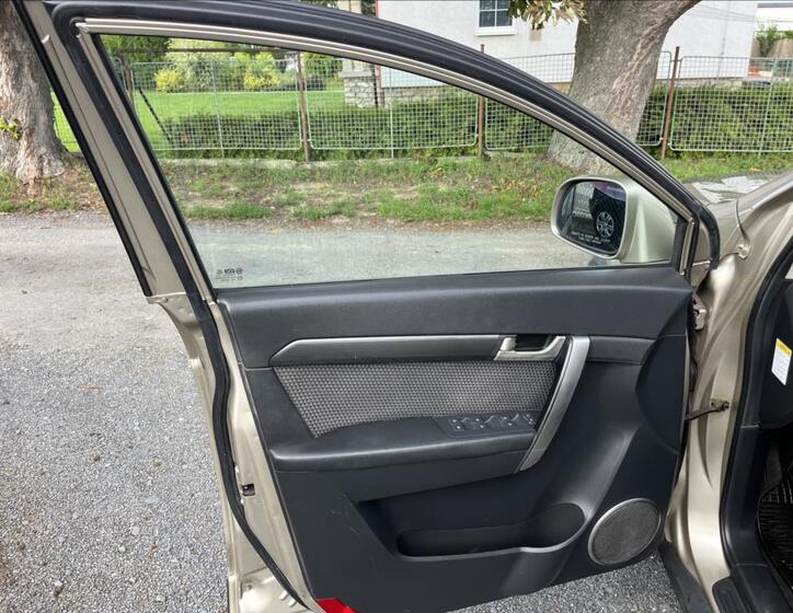 Chevrolet Captiva 10