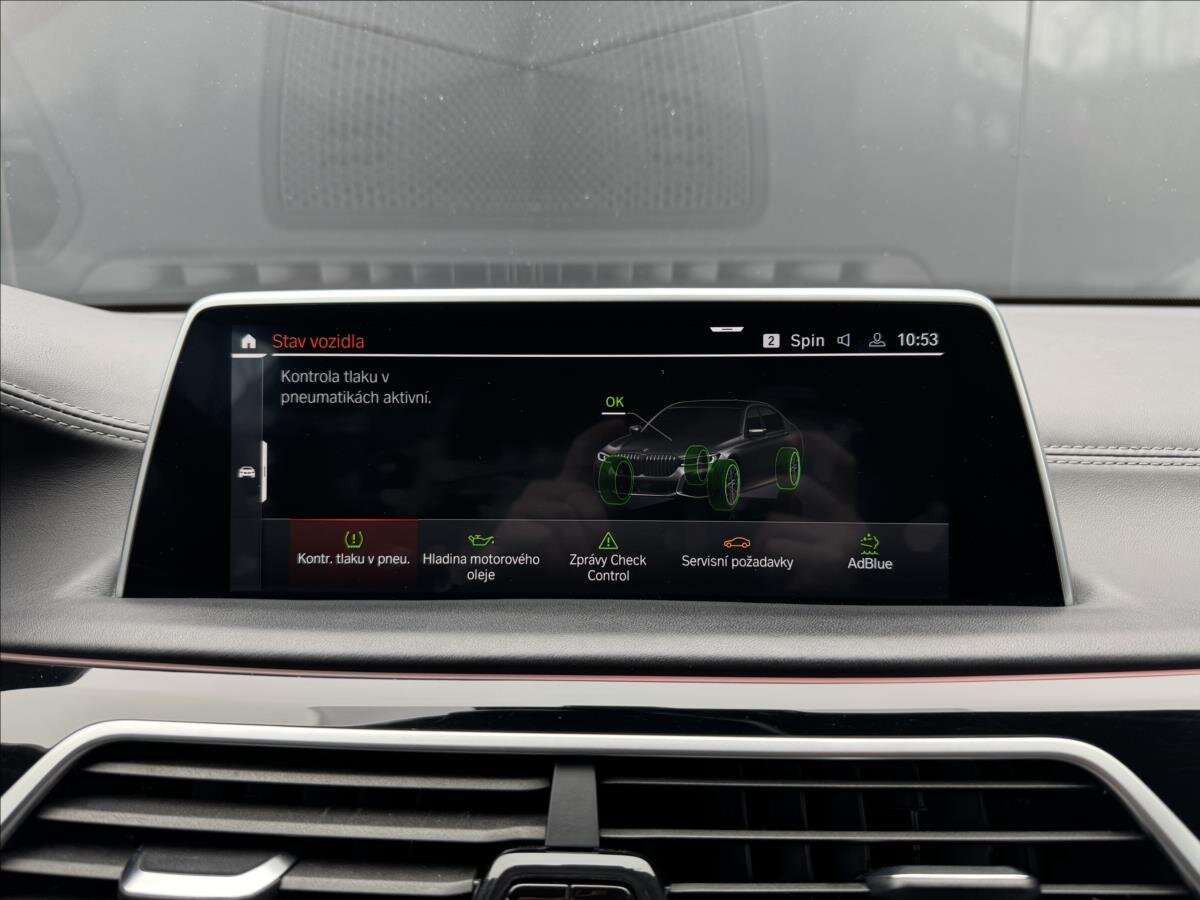 BMW Řada 7 Sedan 3,0 l 250 kw