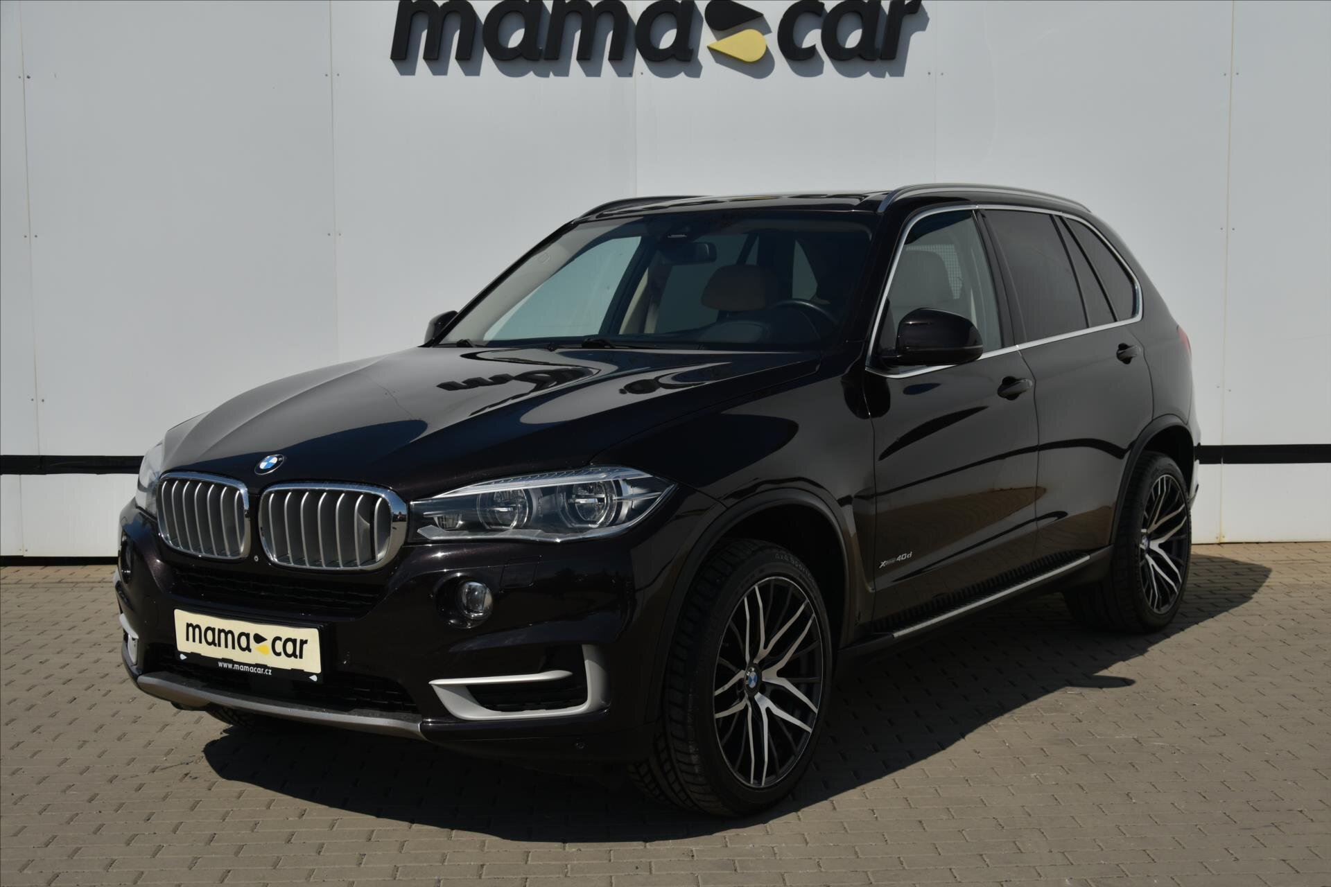BMW X5 SUV / Terénní 3,0 l 230 kw