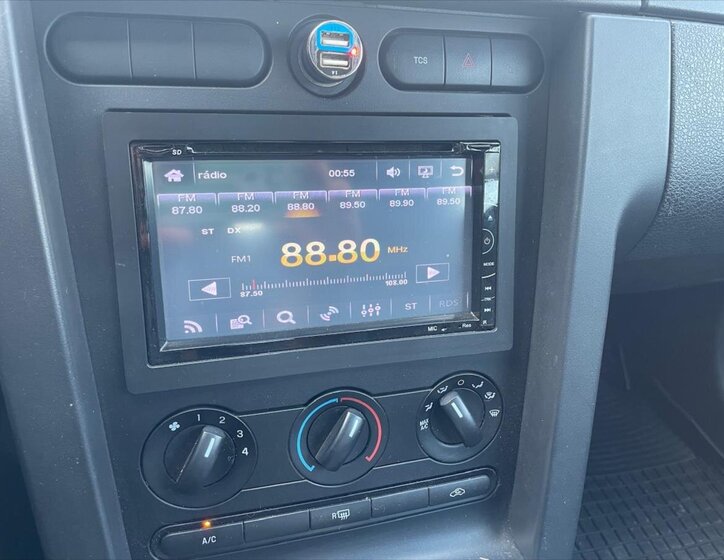 Ford Mustang Kabriolet 4,0 l 157 kw