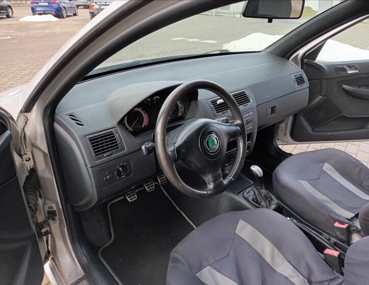 Škoda Fabia Hatchback 1,9 l 96 kw